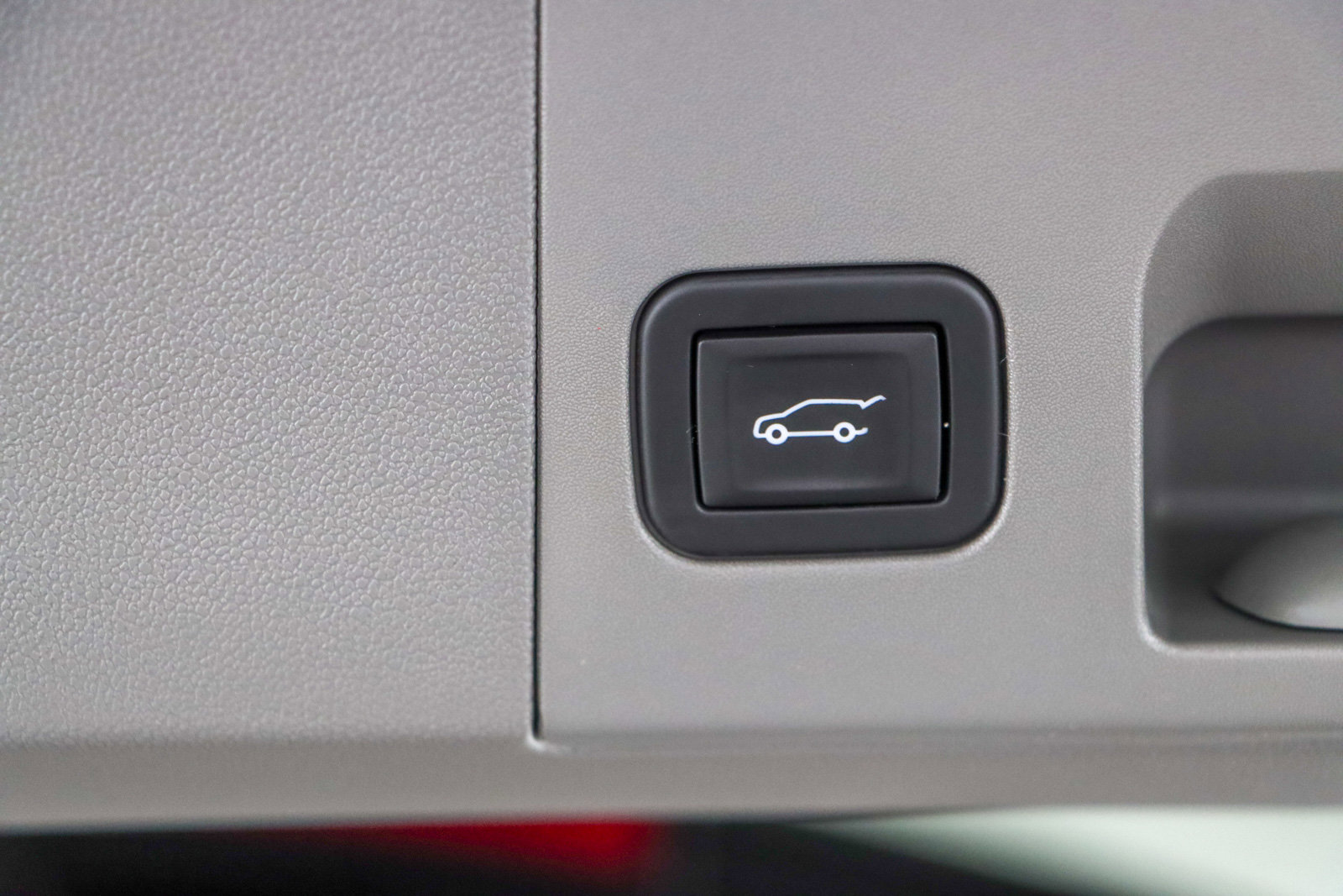 Used 2023 Cadillac XT5 Premium Luxury w/ Technology Package FWD image 32
