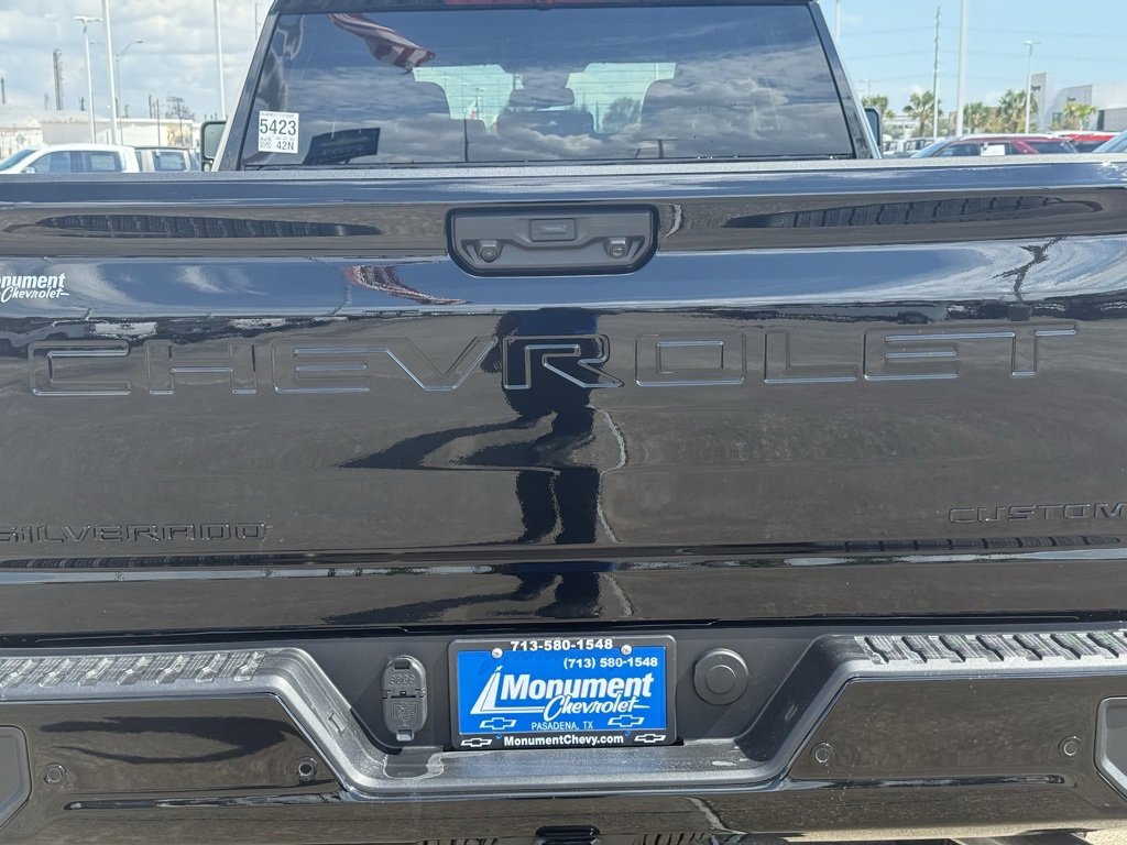 New 2026 Chevrolet Silverado 2500 Custom w/ Custom Value Package image 13
