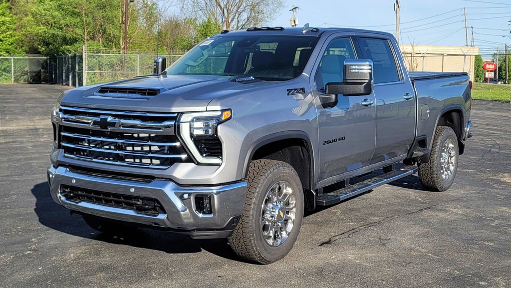 New 2026 Chevrolet Silverado 2500 LTZ w/ LTZ Convenience Package AWD/4WD image 3