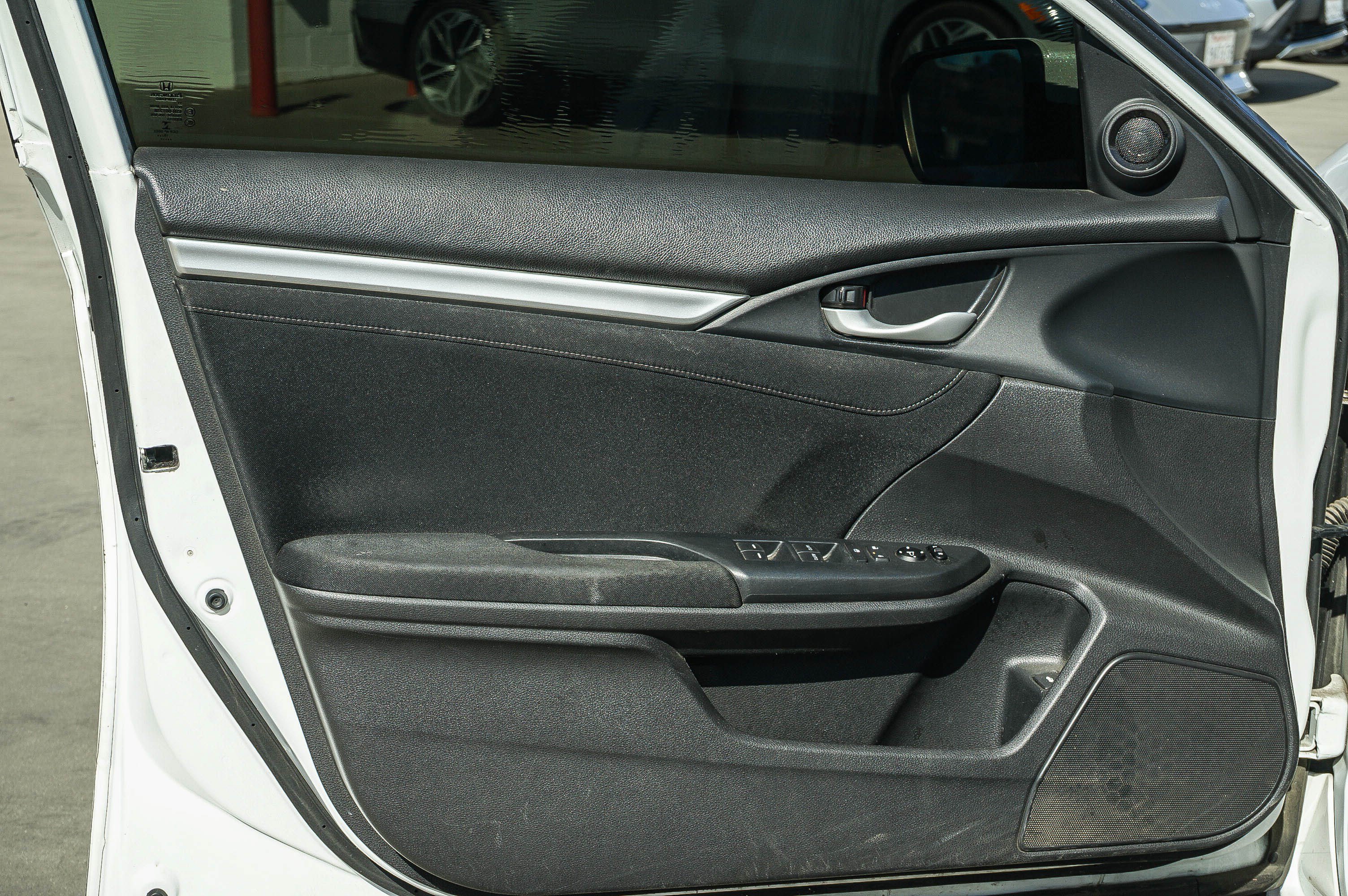 Used 2020 Honda Civic EX image 22