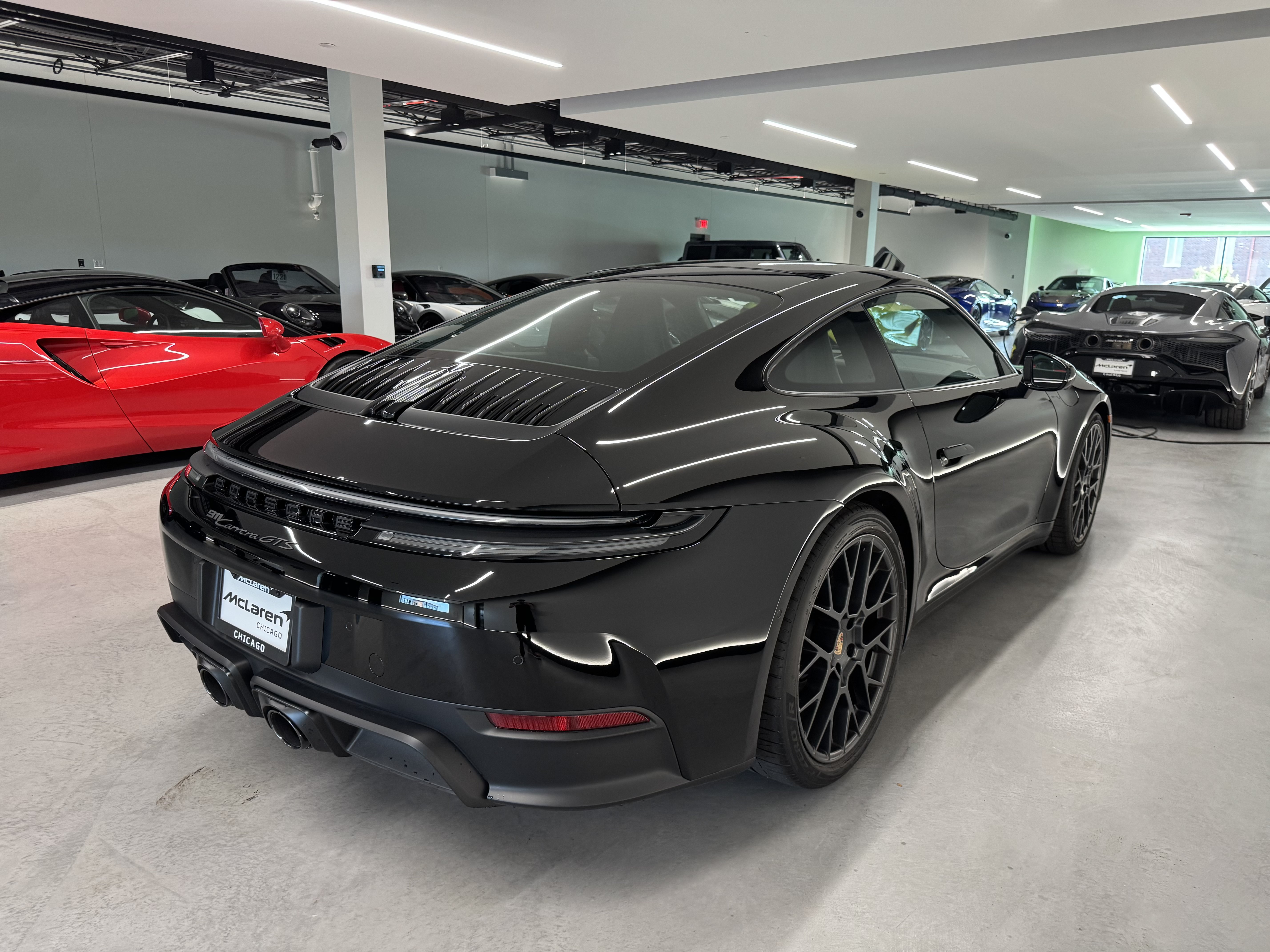 Used 2025 Porsche 911 GTS image 5