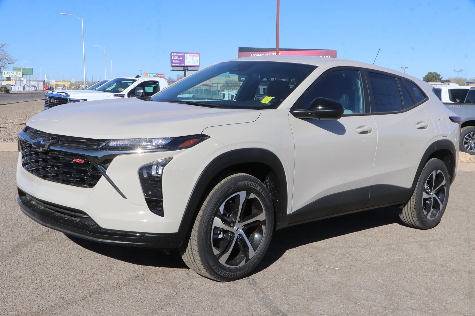 New 2026 Chevrolet Trax RS image 3