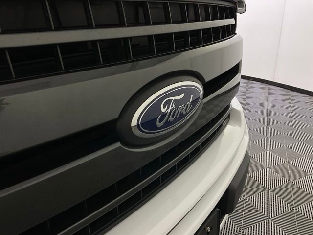 Used 2019 Ford F150 XLT w/ Equipment Group 302A Luxury image 9