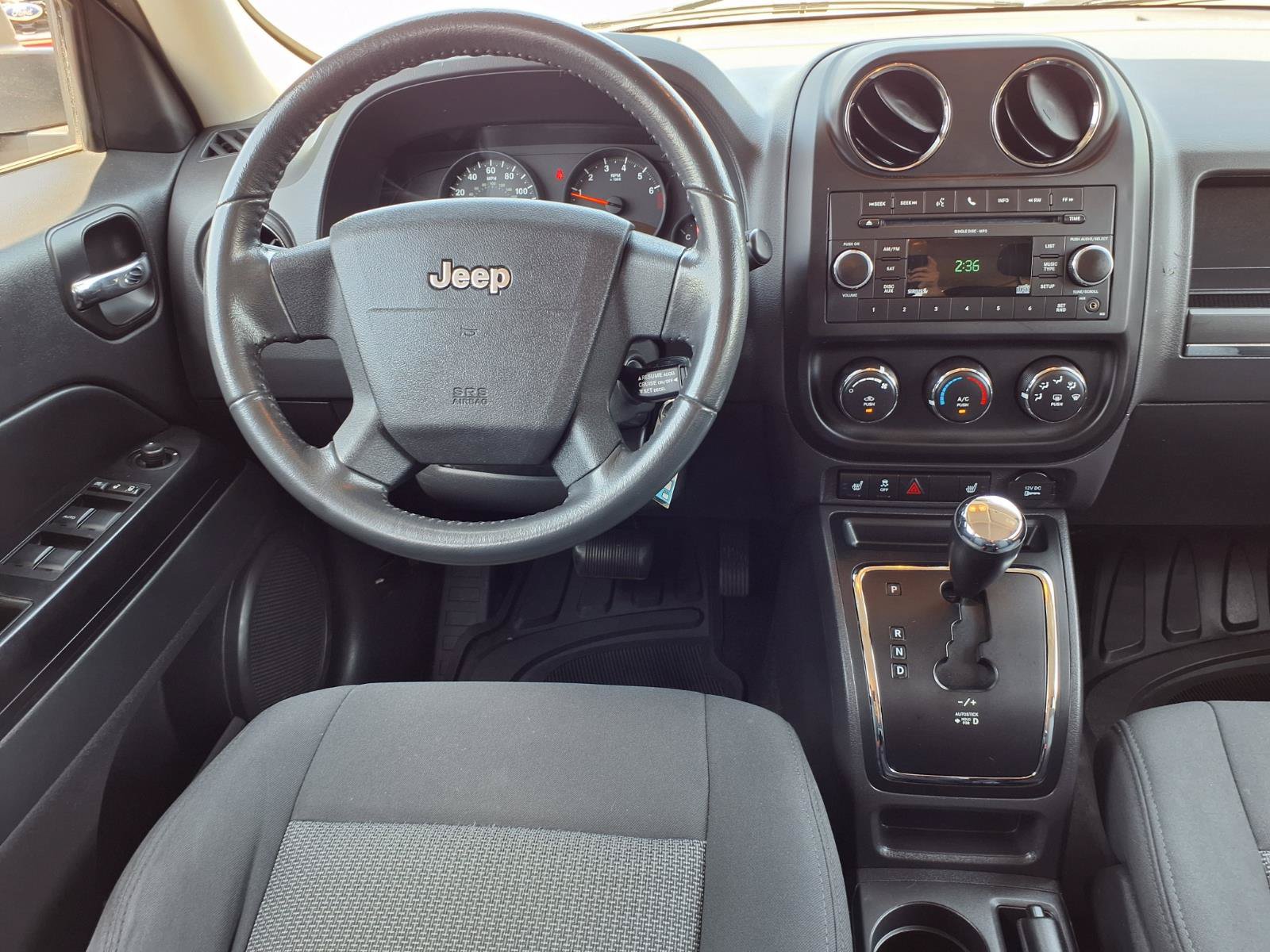 Used 2010 Jeep Patriot Latitude FWD image 6