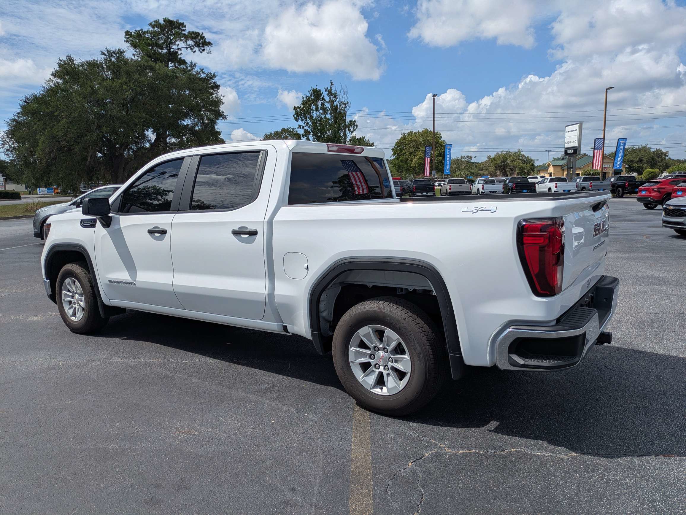 Used 2024 GMC Sierra 1500 Pro w/ Pro Value Package AWD/4WD image 25