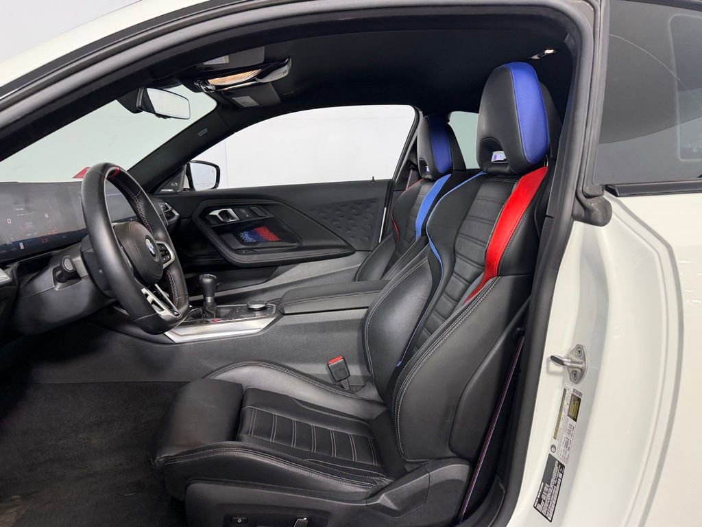 Used 2025 BMW M2 image 23