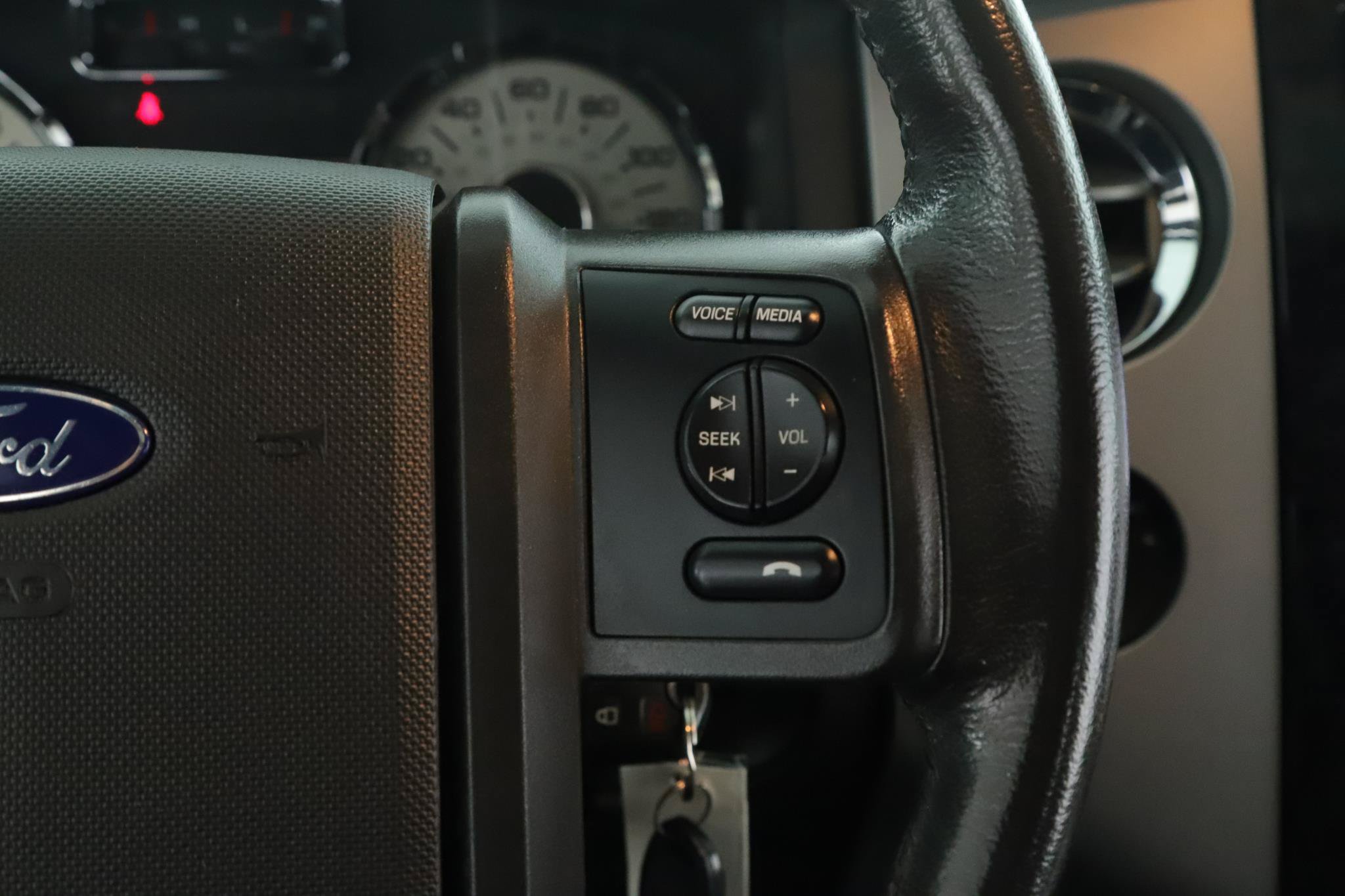 Used 2013 Ford Expedition EL Limited AWD/4WD image 11