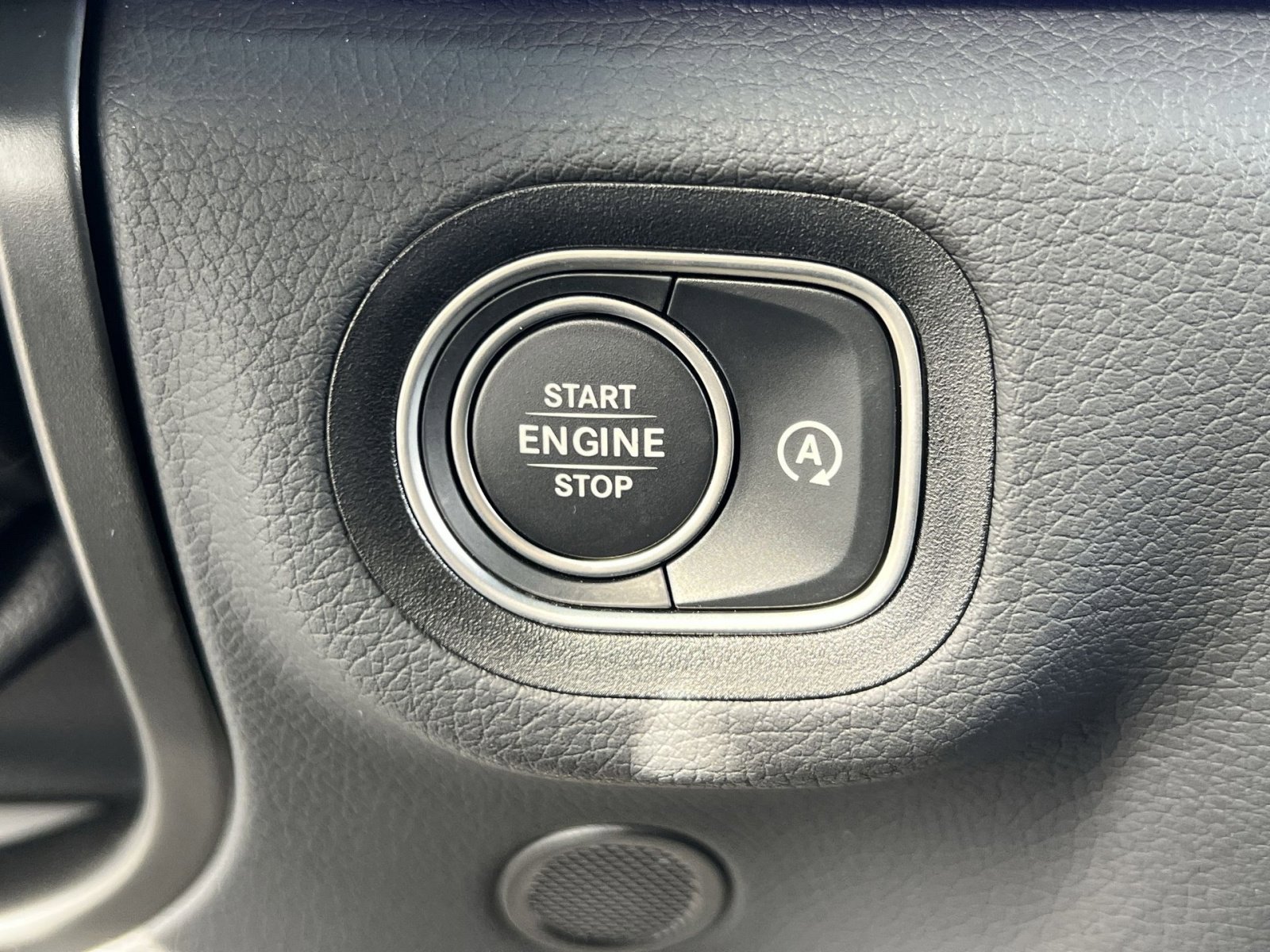 New 2026 Mercedes-Benz GLS 450 4MATIC image 33