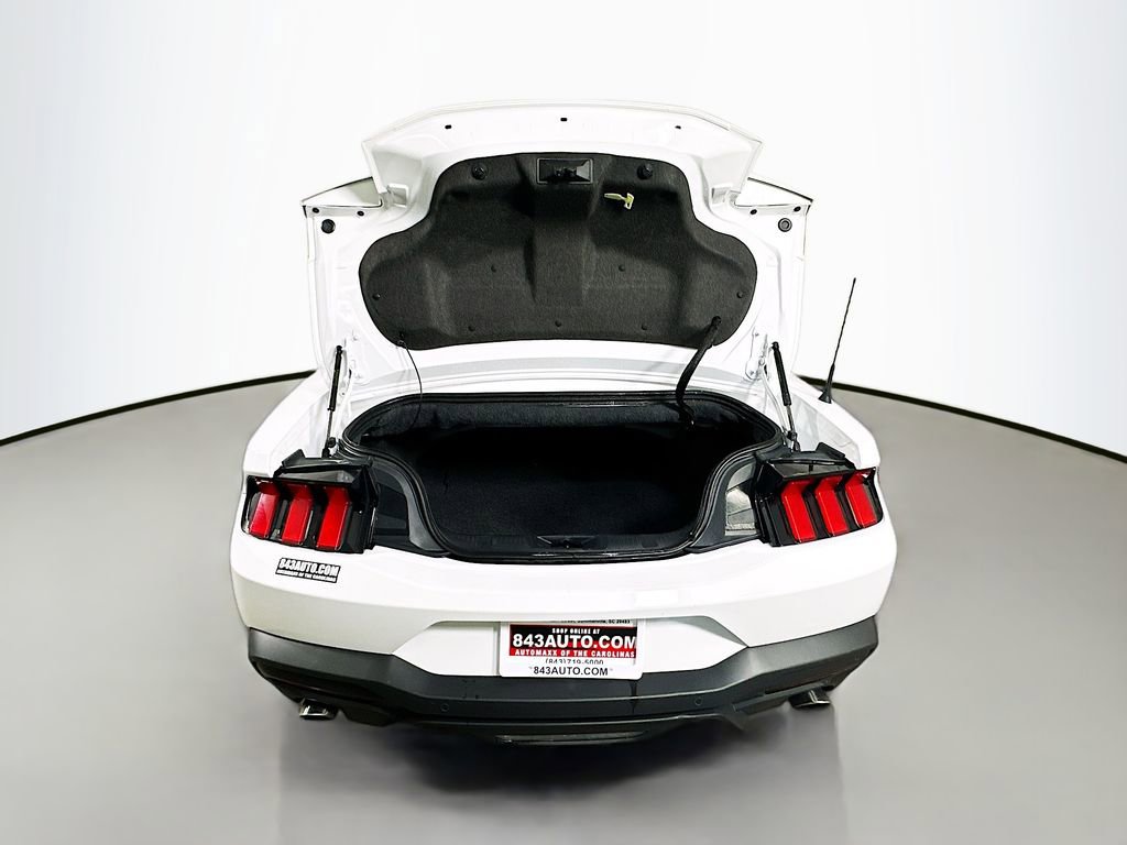 Used 2024 Ford Mustang Premium image 31