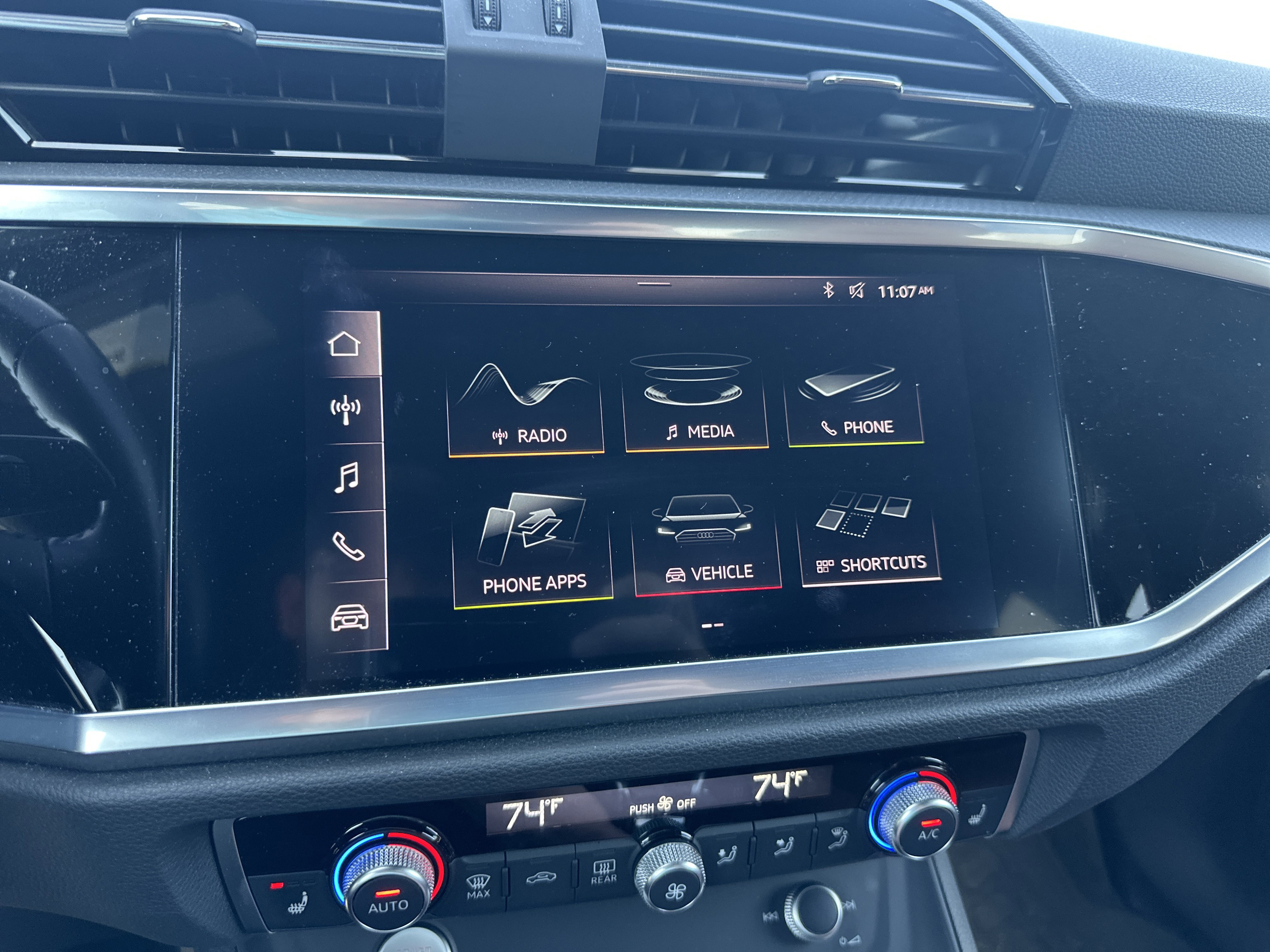 Used 2020 Audi Q3 2.0T Premium AWD/4WD image 28