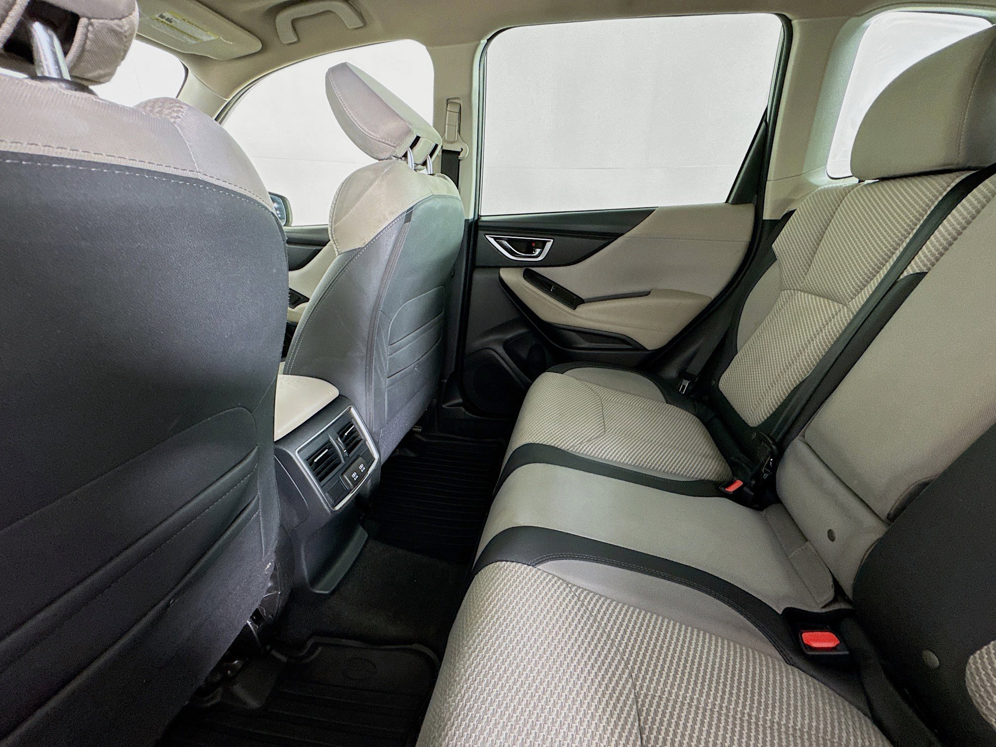 Used 2020 Subaru Forester Premium AWD/4WD image 24