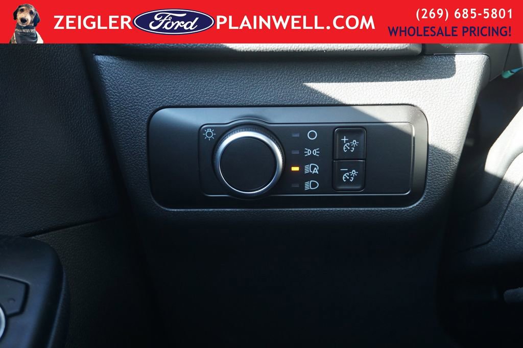 Used 2025 Ford Escape ST-Line image 27