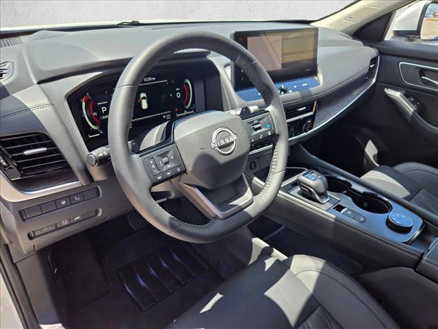 Used 2026 Nissan Rogue Platinum w/ Platinum Premium Package AWD/4WD image 10