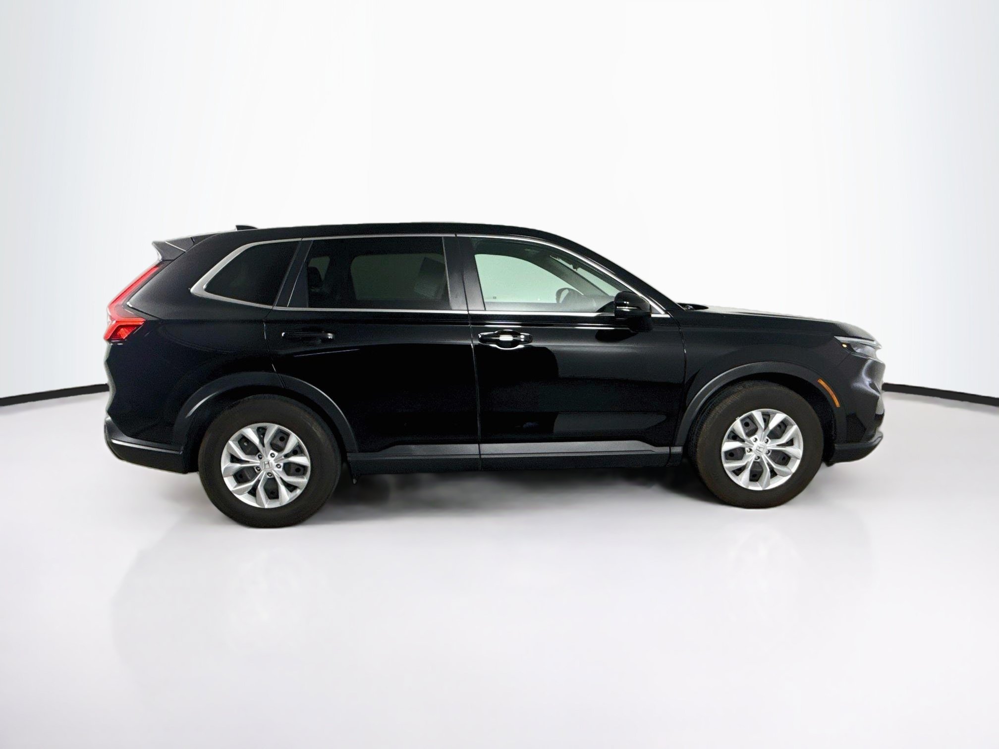 Used 2025 Honda CR-V LX image 2