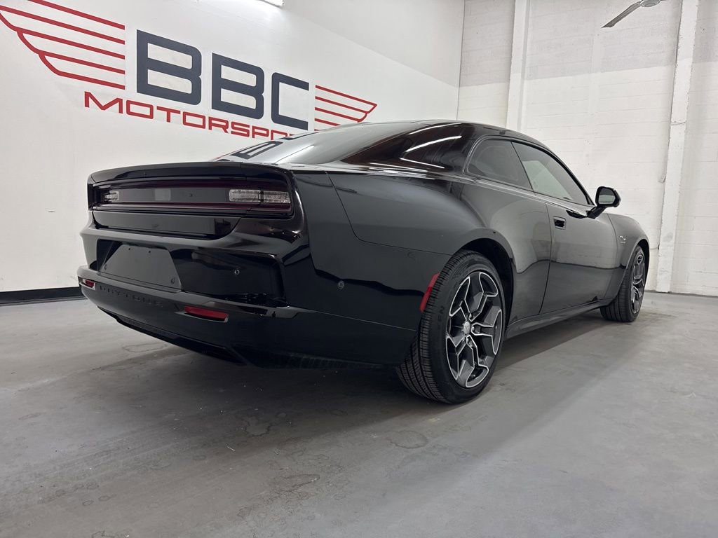 Used 2024 Dodge Charger R/T w/ Plus Group image 9