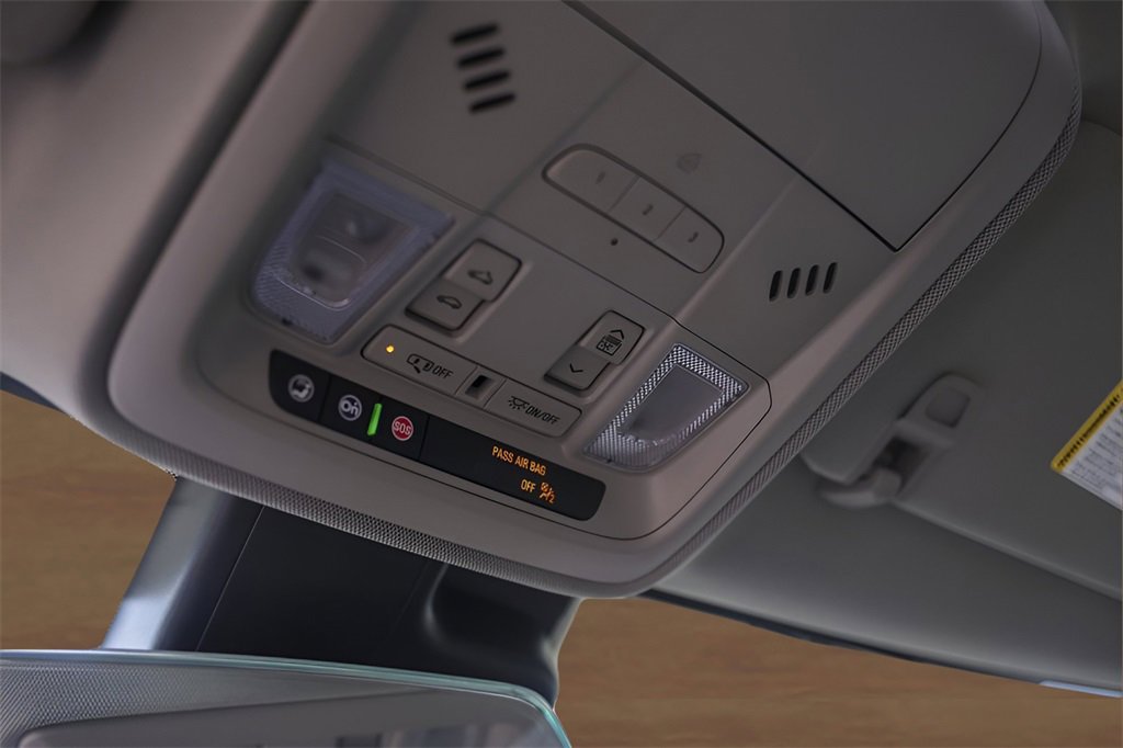 Used 2023 Cadillac XT4 Luxury w/ Driver Awareness Package image 22