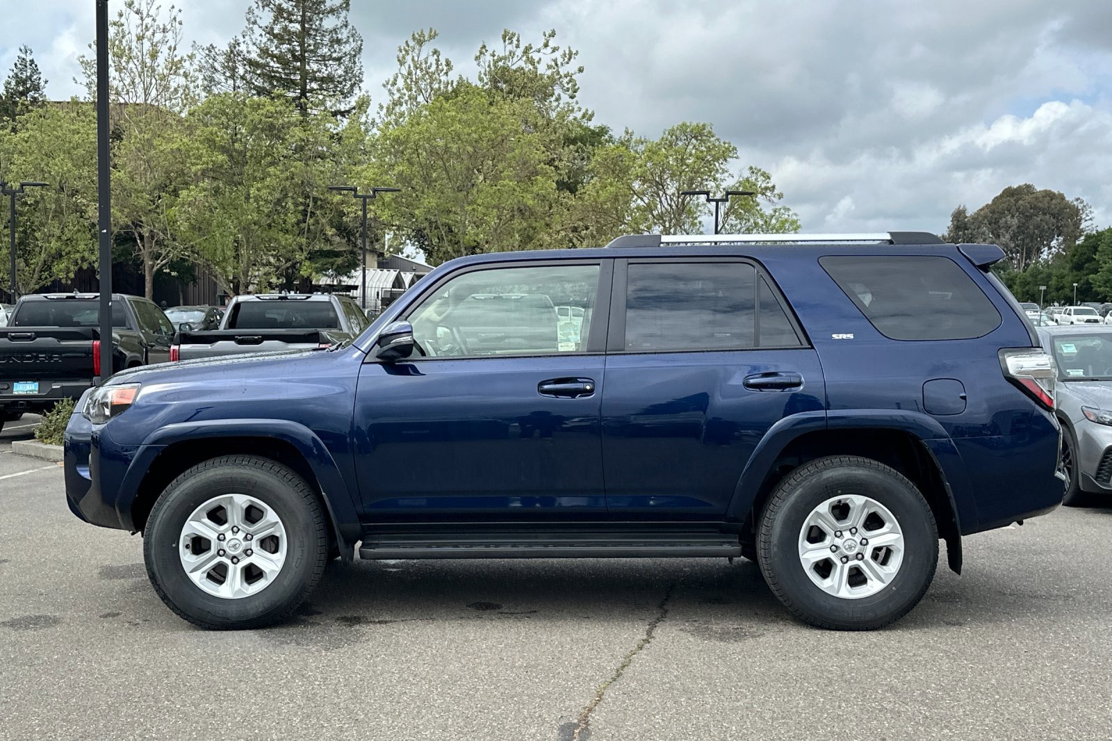 Used 2023 Toyota 4Runner SR5 Premium w/ Moonroof Package image 7
