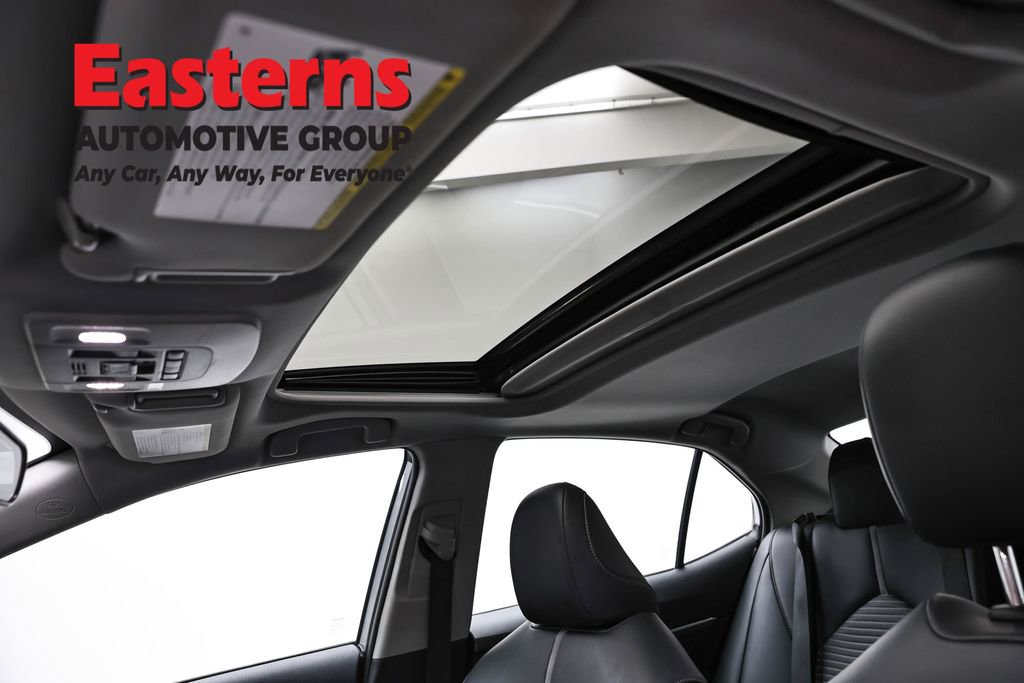 Used 2019 Toyota Camry SE FWD image 34