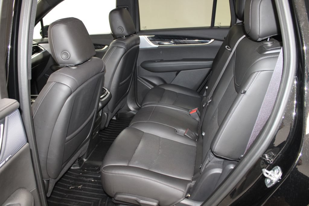 Used 2024 Cadillac XT6 Premium Luxury AWD/4WD image 18