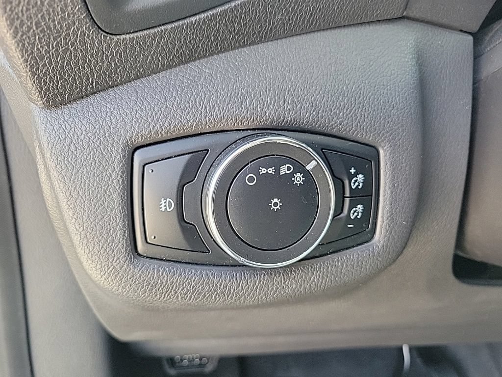 Certified 2017 Ford Transit Connect XLT FWD image 29