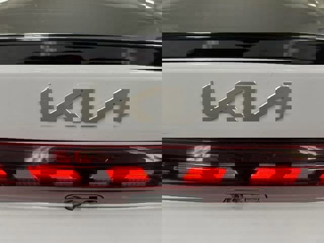 Used 2022 Kia K5 GT-Line image 31