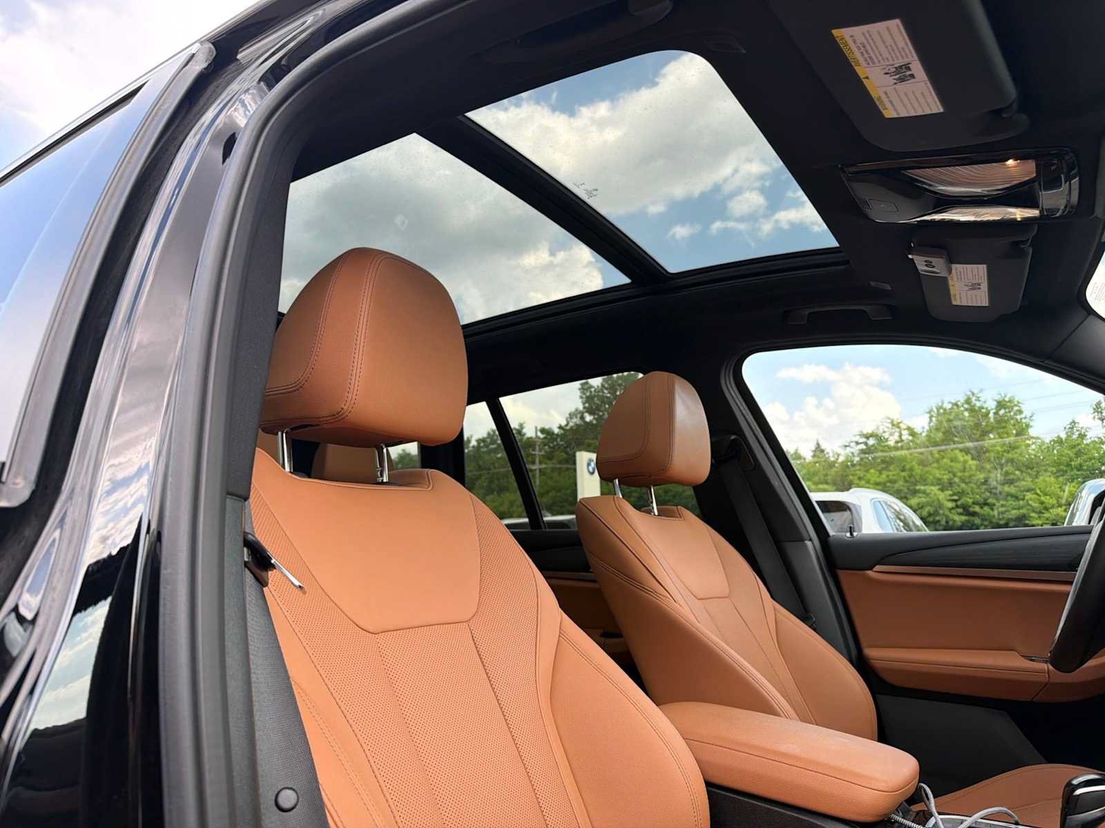 Certified 2024 BMW X3 xDrive30i w/ Premium Package w/ZPA AWD/4WD image 15