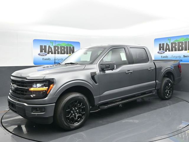 New 2025 Ford F150 XLT w/ Equipment Group 302A MID