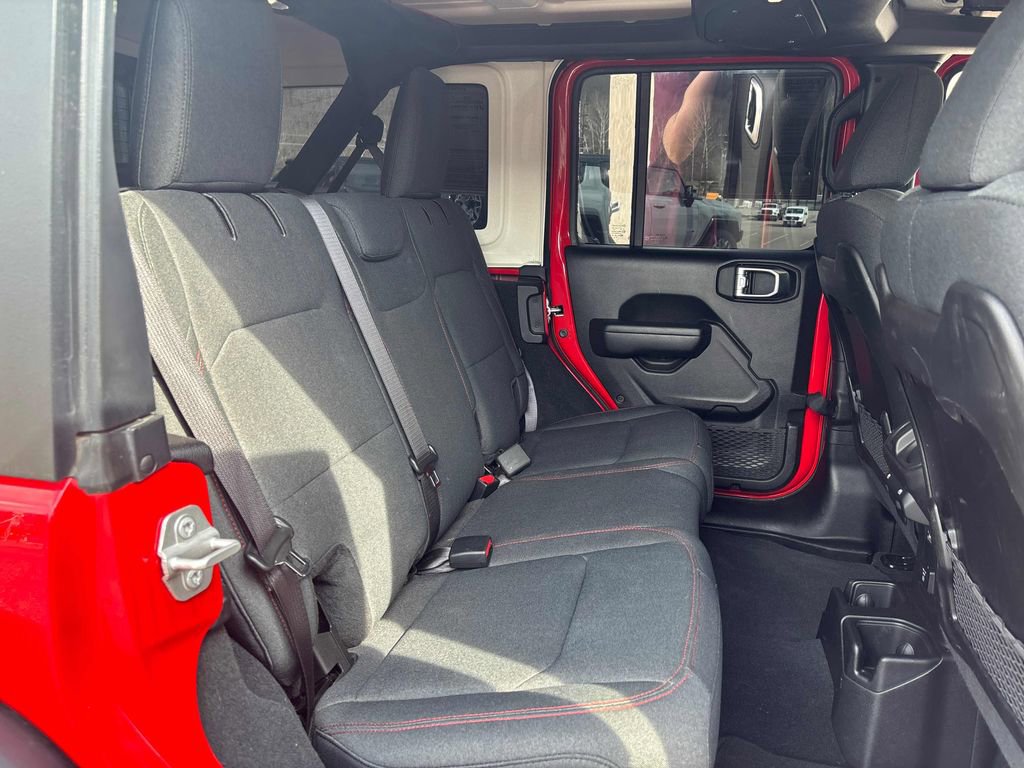 Used 2024 Jeep Wrangler Unlimited Rubicon image 64
