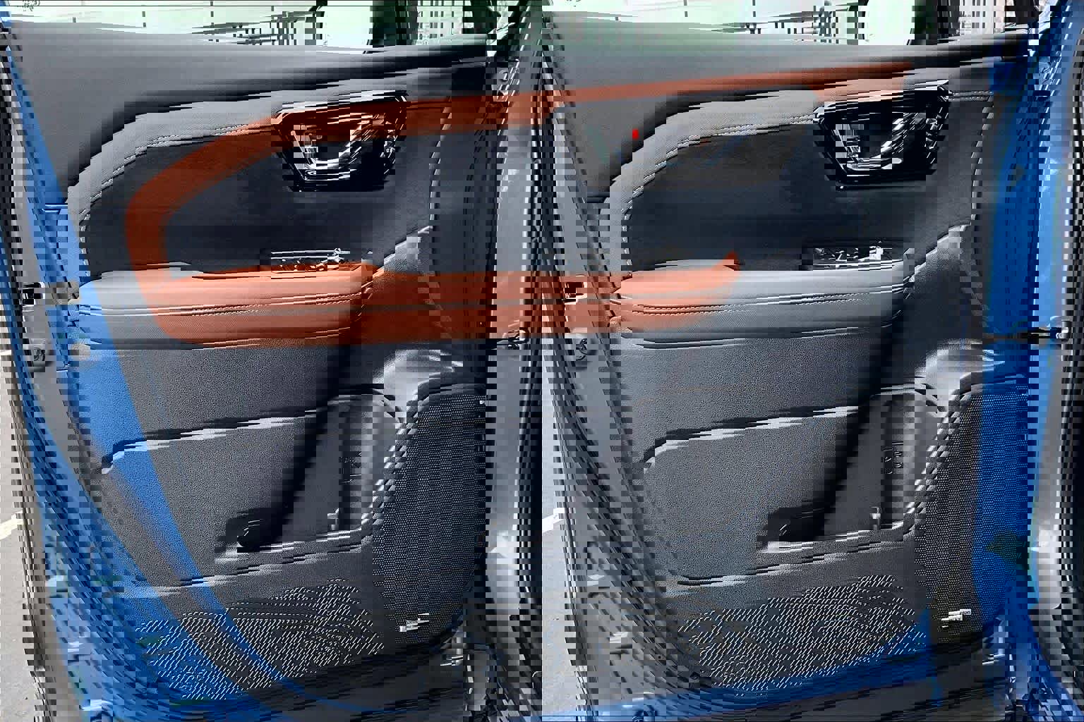 Used 2025 Subaru Forester Touring w/ Popular Package - Touring image 26