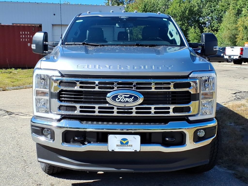 New 2027 Ford F350 XLT w/ 360-Degree Camera Package AWD/4WD image 3