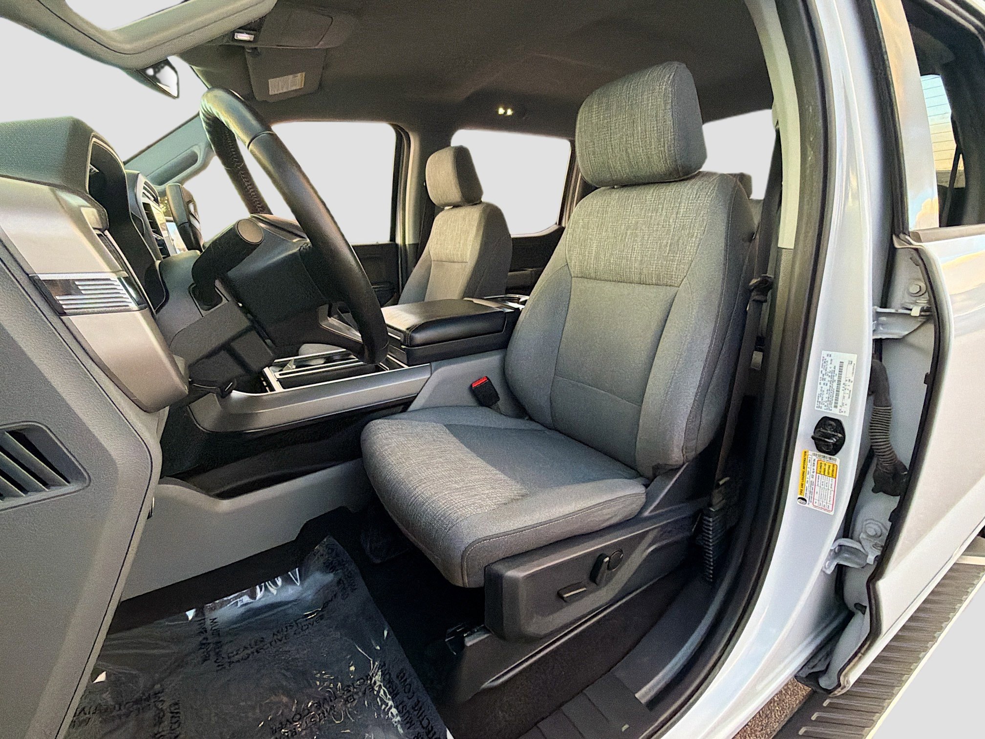 Used 2022 Ford F150 XLT w/ Equipment Group 302A High image 13