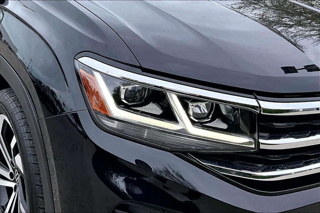 Certified 2023 Volkswagen Atlas Cross Sport SEL image 12