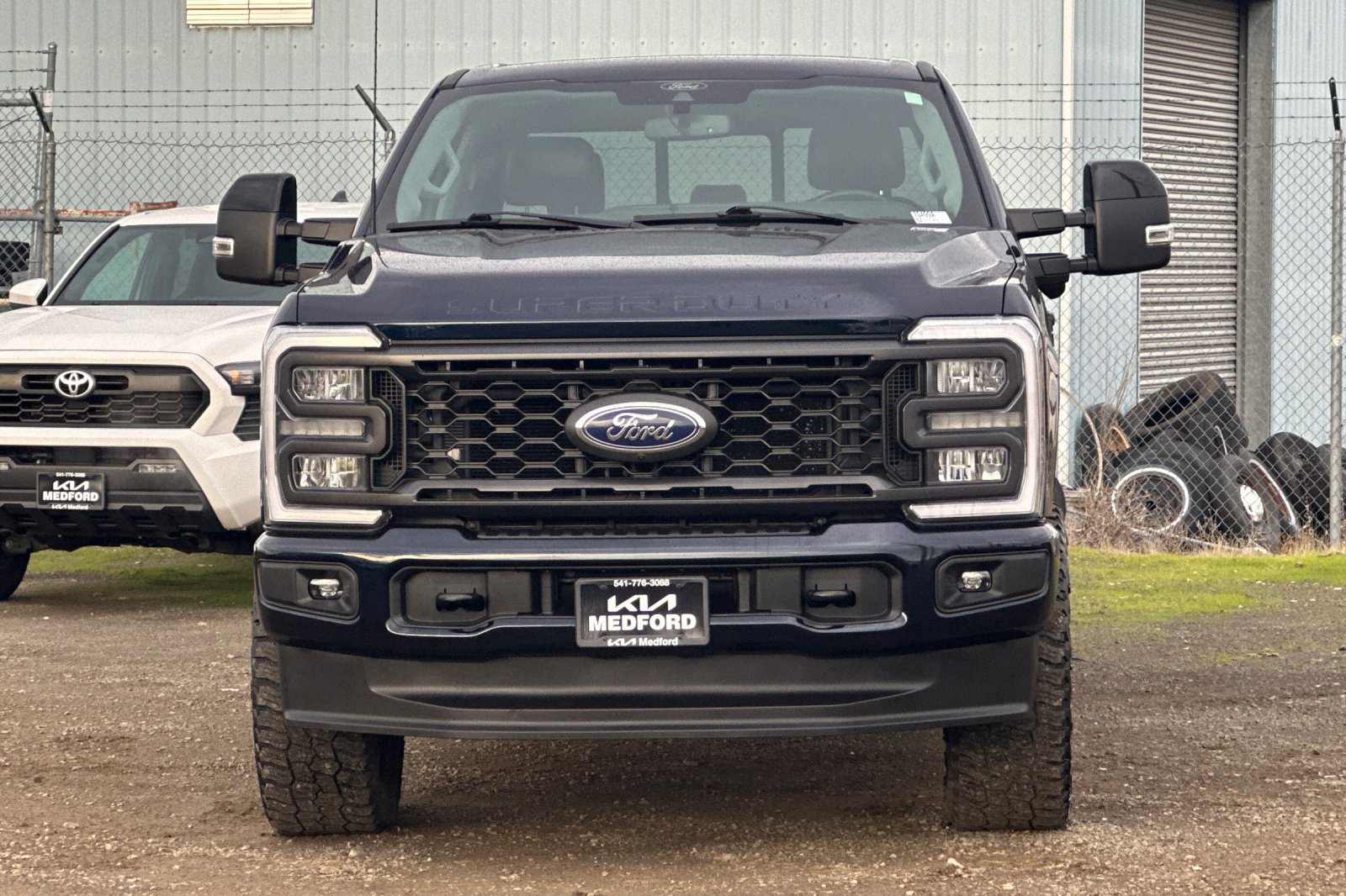 Used 2024 Ford F350 Lariat w/ Sport Appearance Package image 10