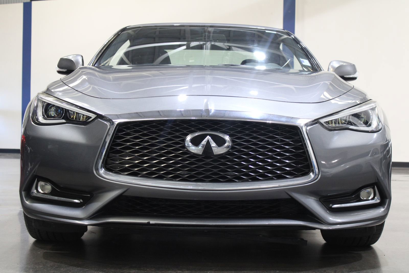 Used 2018 INFINITI Q60 3.0t Luxe w/ Sensory Package 3.0T Luxe image 6