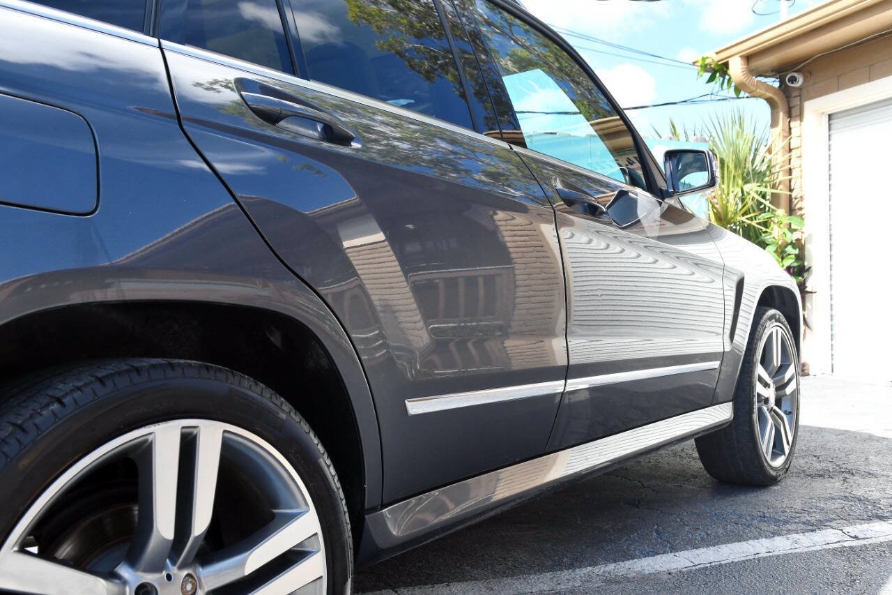 Used 2015 Mercedes-Benz GLK 350 2WD w/ Premium 1 Package image 35