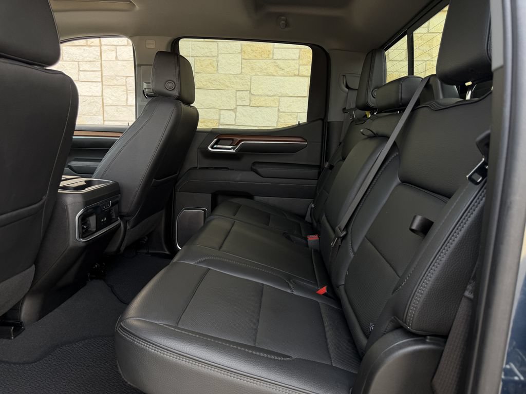 Used 2023 GMC Sierra 1500 Denali w/ Denali Reserve Package AWD/4WD image 27