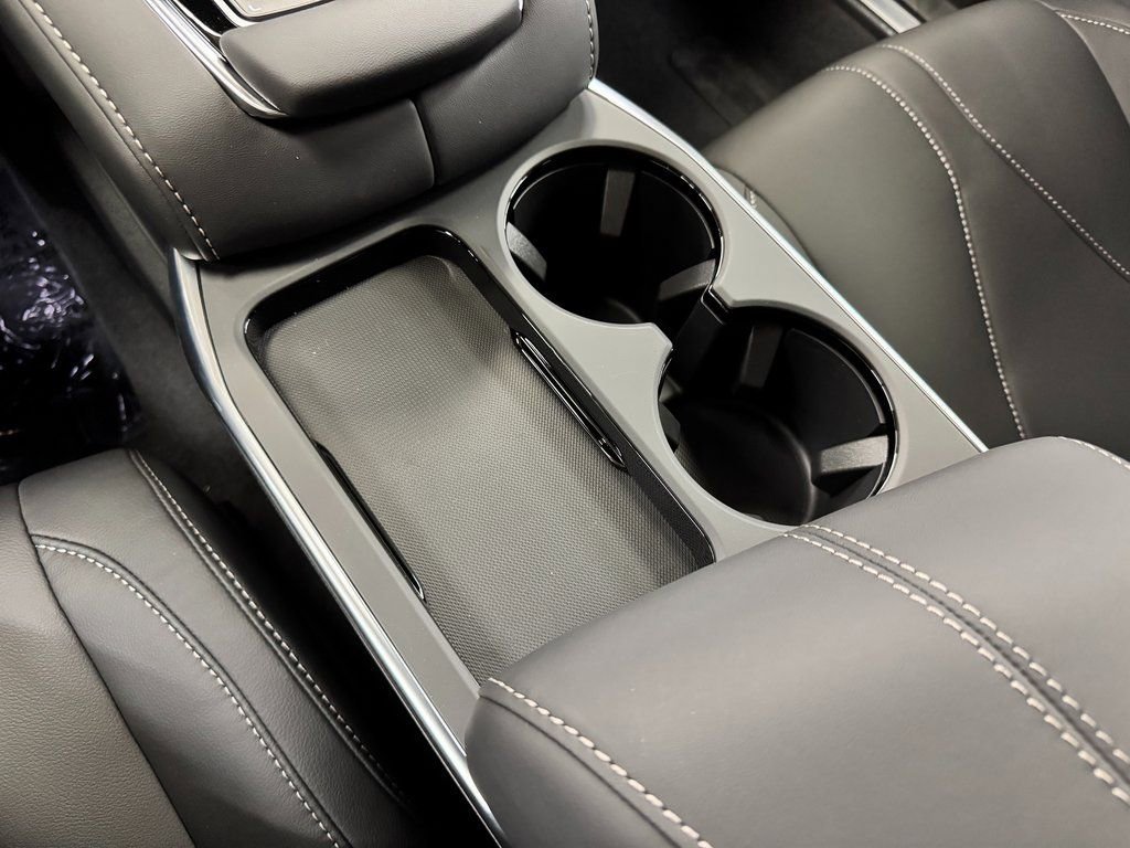 Used 2025 Acura RDX SH-AWD image 29