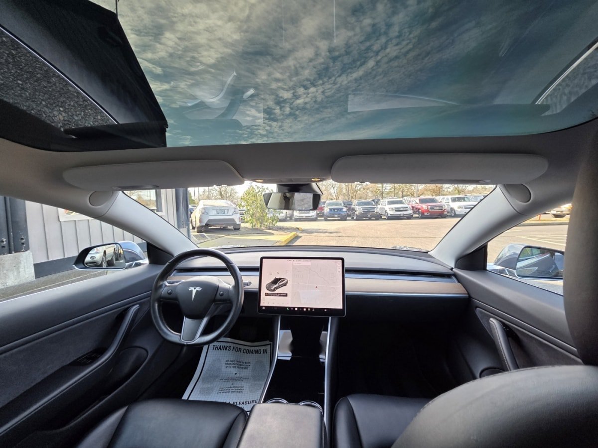 Used 2018 Tesla Model 3 Long Range AWD/4WD image 8