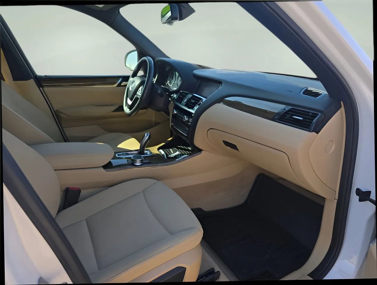Used 2017 BMW X3 xDrive28i image 21