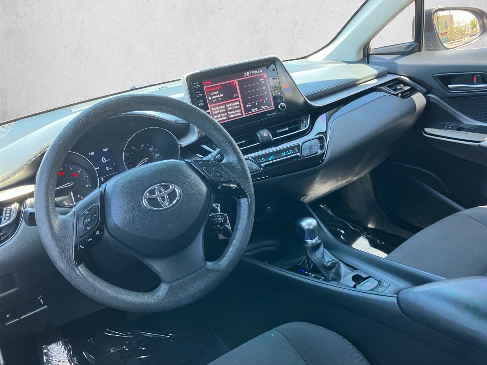 Used 2021 Toyota C-HR LE FWD image 10