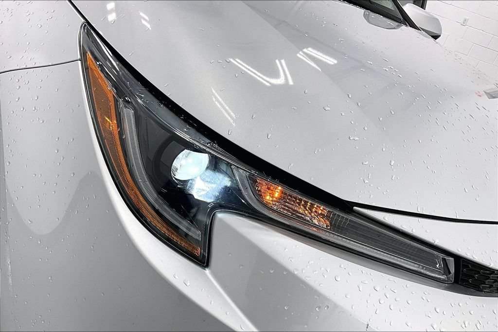 Used 2022 Toyota Corolla LE FWD image 33