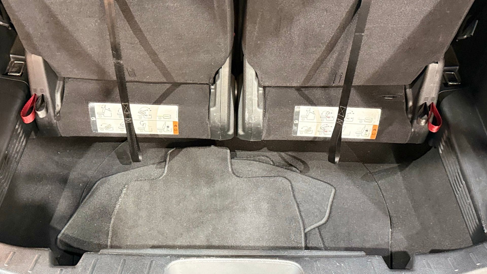 Used 2018 Ford Explorer XLT w/ Equipment Group 201A image 34