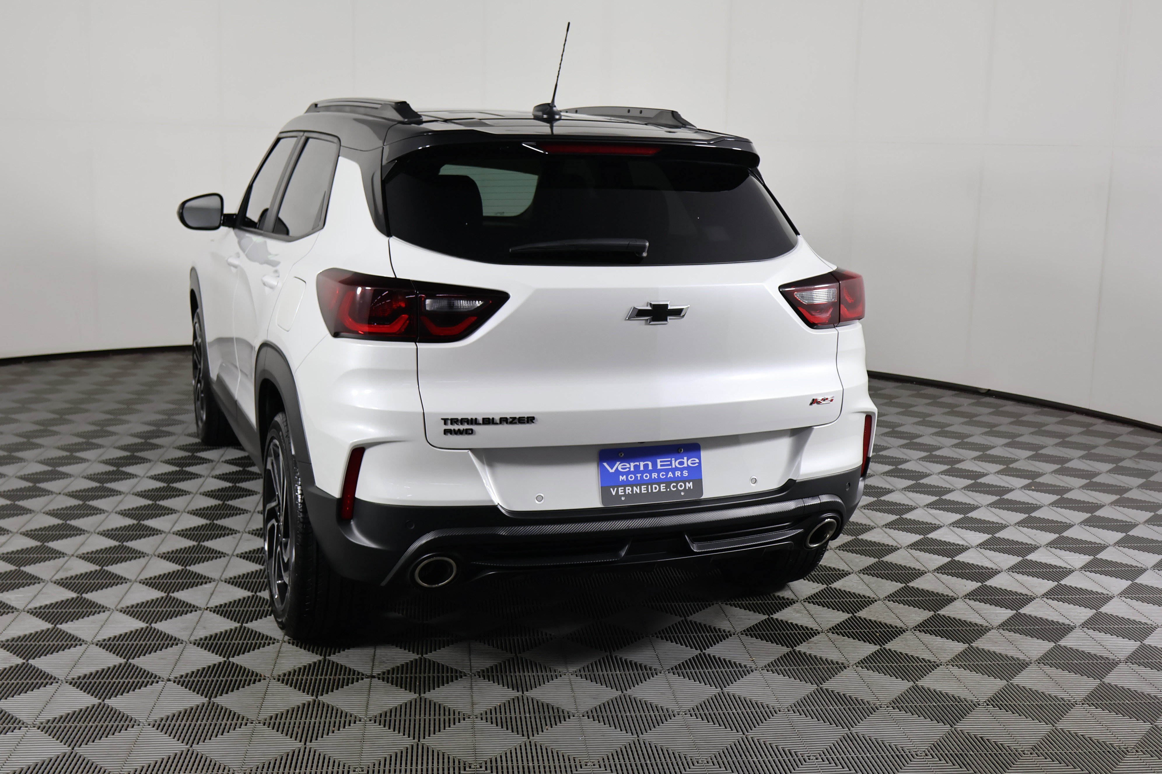 Used 2025 Chevrolet TrailBlazer RS w/ Convenience Package image 7