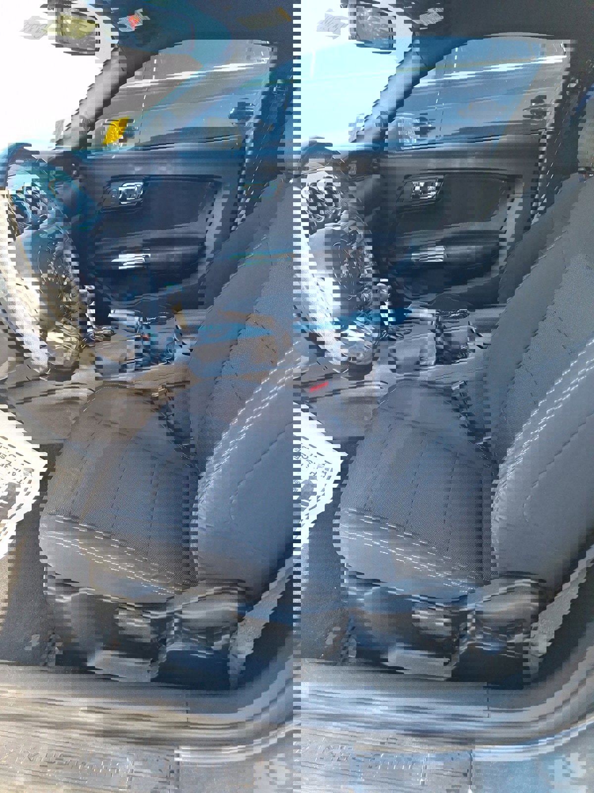 Used 2016 Ford Mustang Coupe image 7