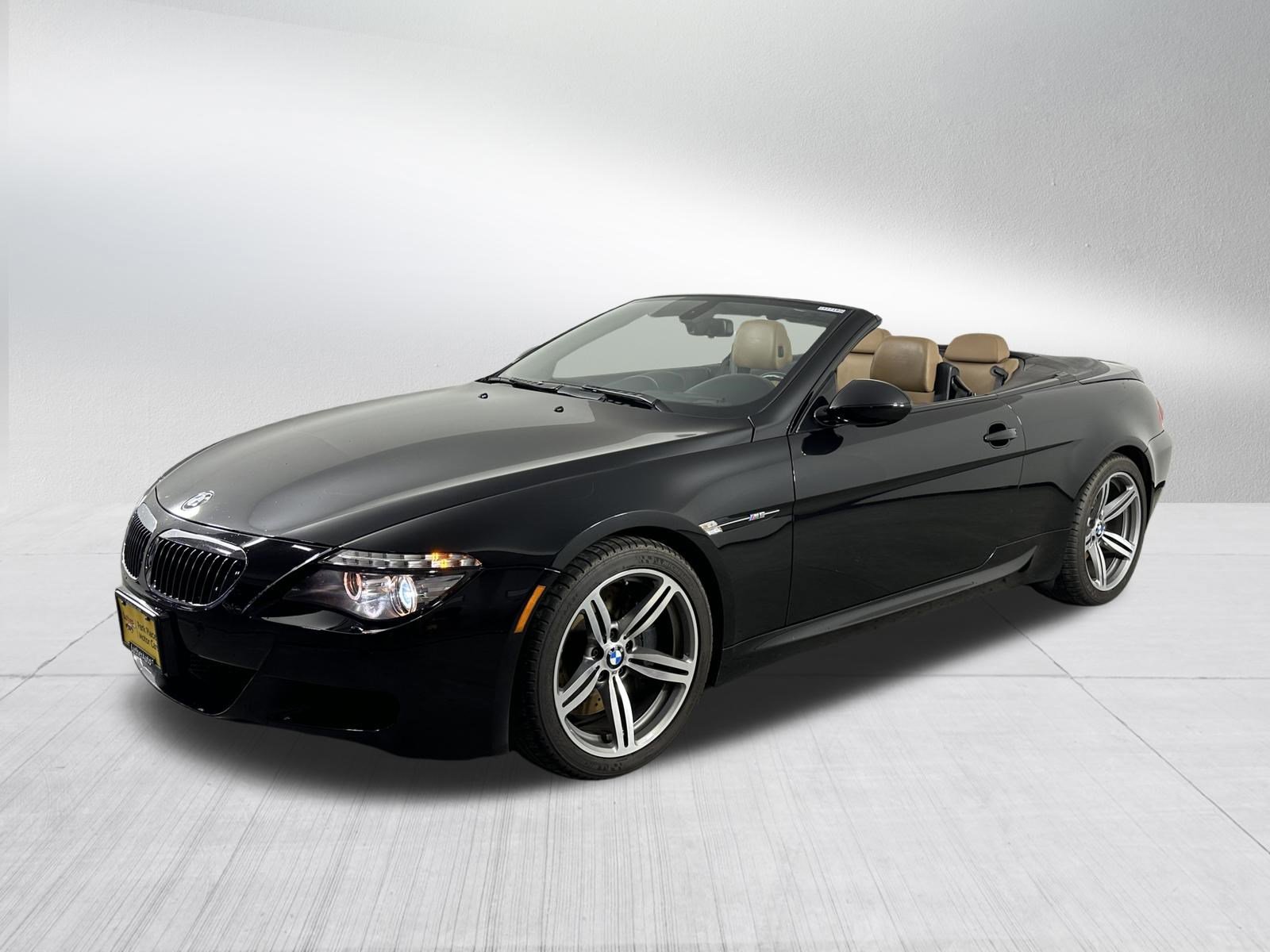 Used 2010 BMW M6 Convertible image 3