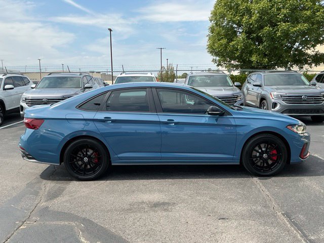 New 2027 Volkswagen Jetta GLI Autobahn FWD image 2