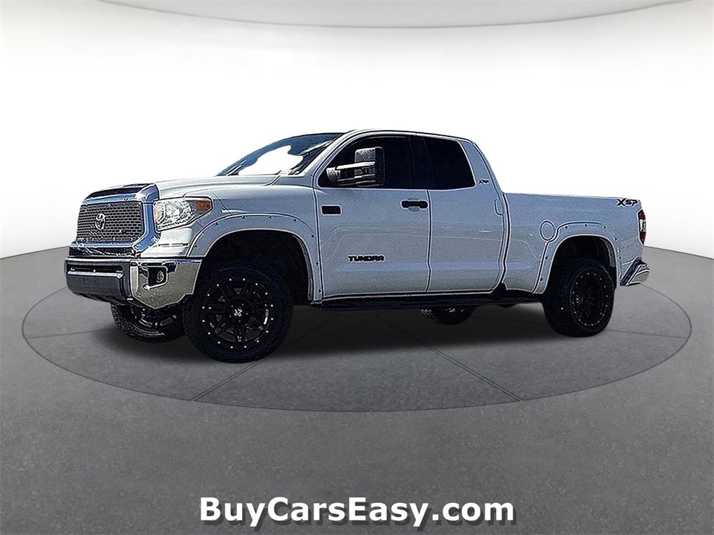 Used 2017 Toyota Tundra SR5 w/ SR5 Upgrade Package