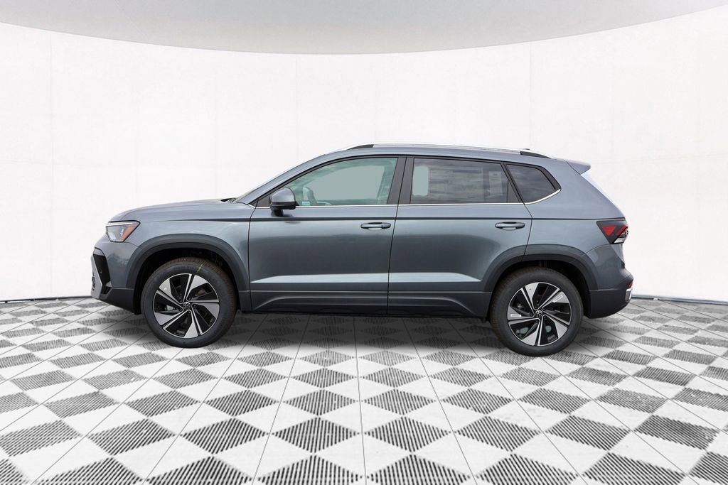 New 2025 Volkswagen Taos SE image 17