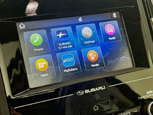 Certified 2024 Subaru Forester Premium AWD/4WD image 18