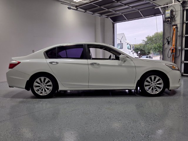 Used 2015 Honda Accord EX-L image 11